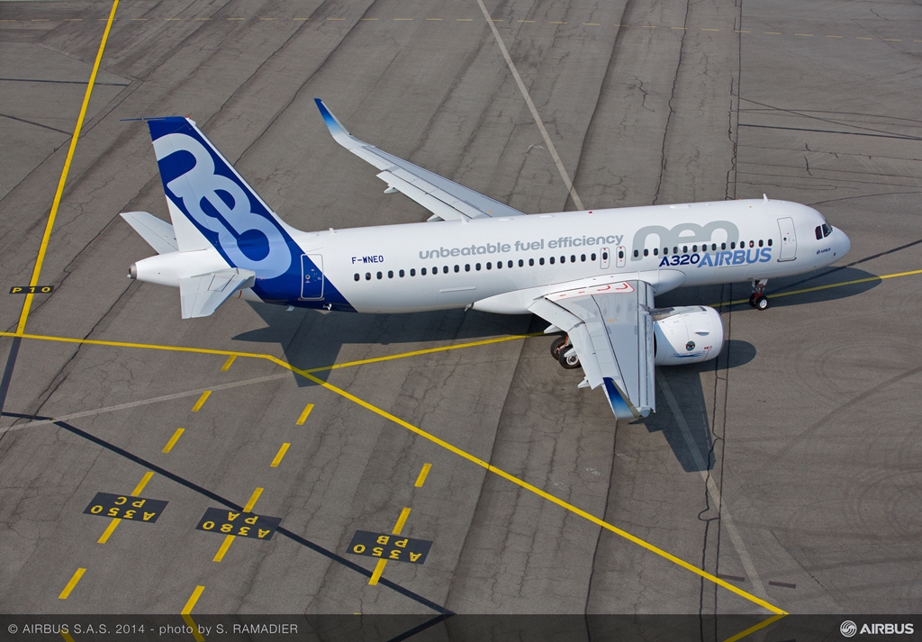 A földet értést követően, a levegőből fotózva 1. (Fotó: Airbus) | © AIRportal.hu