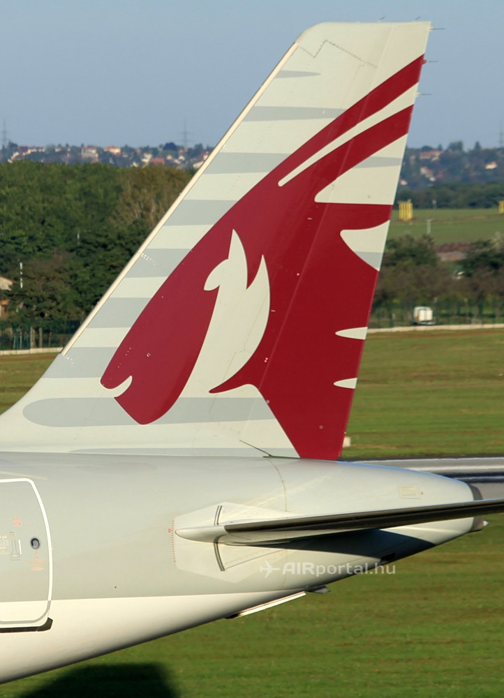 Qatar Airways Airbus vezérsík az Oryx-emblémával. (Fotó: © Csemniczky Kristóf - AIRportal.hu) | © AIRportal.hu