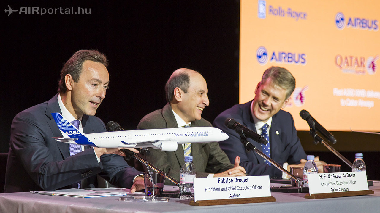 B-J: Frabrice Brégier (Airbus), Akbar Al Baker (Qatar Airways), Tony Wood (Rolls Royce) (Fotó: AIRportal.hu) | © AIRportal.hu