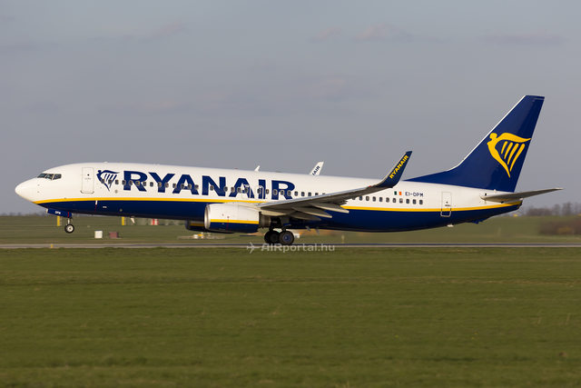 Ebben a hónapban is csak a Ryanair tudott kétszámjegyű bővülést elérni. (Fotó: Ryanair) | © AIRportal.hu