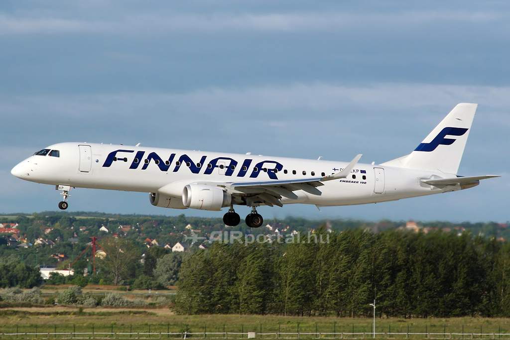 Egy Finnair Embraer E190-es Budapesten, az új orosz desztinációkra is ez a típus van kijelölve. (Fotó: Mészáros Balázs - AIRportal.hu) | © AIRportal.hu