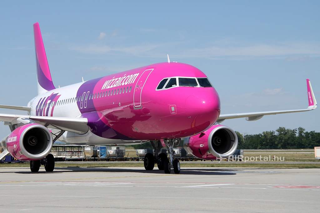 A Wizz Air továbbra is számíthat a direkt forgalomra. Őket is érinti az Emirates megjelenése, de egész más az utazóközönségük. (Fotó: Csemniczky Kristóf - AIRportal.hu) | © AIRportal.hu