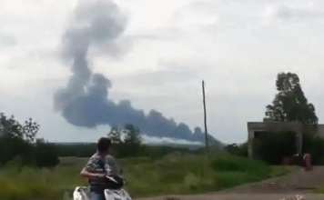 Lelőtték a Malaysia Boeing 777-esét Ukrajnában