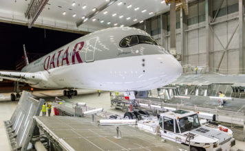 Elkészült az első teljes Qatar festésű A350XWB