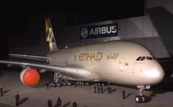 Esti ünnepségen mutatta be első A380-asát az Etihad