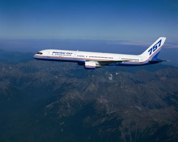 Az utolsó B-757-est 2005 novemberében adta át a Boeing. A 757-200-as két-osztályos elrendezésben 200 utas szállítására alkalmas, és wingletes változatban 7600 kilométeres hatótávval rendelkezik. (Fotó: Boeing Company) | © AIRportal.hu