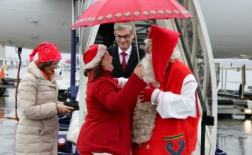 Ferihegyen landolt a lappföldi Mikulás