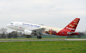 „WoW Prague” festés a CSA Airbus A319-esén