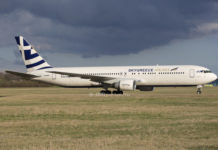 Szép csendben megérkezett a SkyGreece járata Budapestre