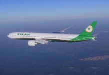 Új festésben érkezik az EVA Air 22. 777-300ER gépe
