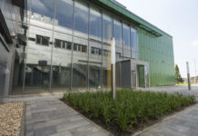 Átadták a Pharma-Flight kutató-képző központot Debrecenben