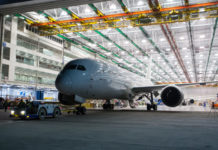 Mérföldkő: Századik legyártott Dreamliner Dél-Karolinában