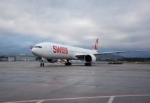 Megérkezett Zürich-be a Swiss első Boeing 777-300ER gépe