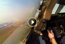 Repüljünk el Hong Kongba stílusosan egy 747-es pilótafülkéjében!