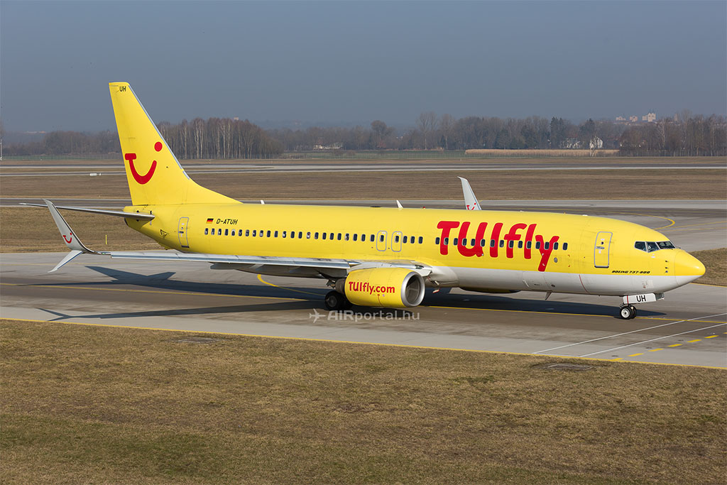 A Tuifly egyik Boeing 737-800-as repülőgépe. (Fotó: AIRportal.hu) | © AIRportal.hu