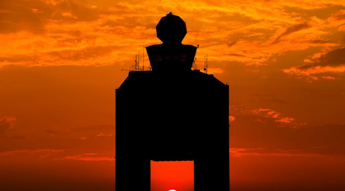 Kvíz: Nyerj irányítótorony-látogatást a Liszt Ferenc repülőtéren!
