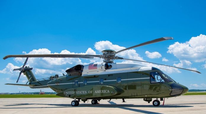 Sérült az elkülönítési minimum az amerikai elnöki helikopter és egy utasszállító között