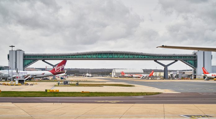 Biztonsági okok miatt kiürítették a Gatwick déli terminálját