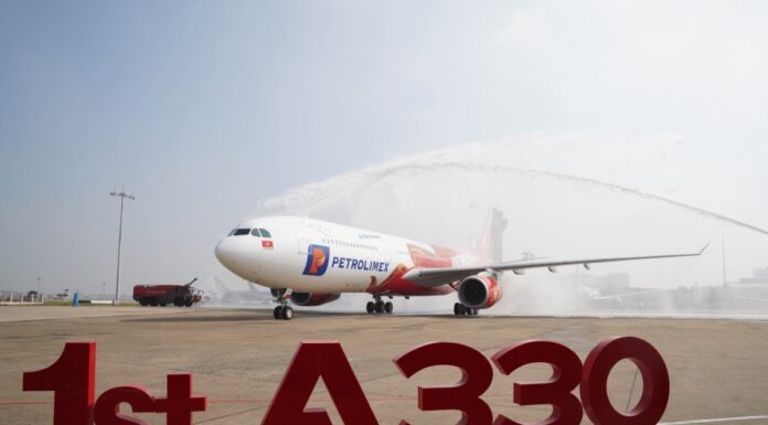 Elindította első európai járatát a Vietjet Hanoi és Prága között