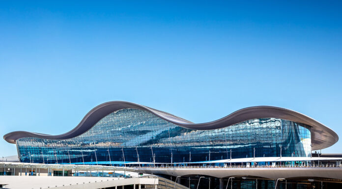 Novemberben megnyílik Abu-Dzabi repterének új terminálja