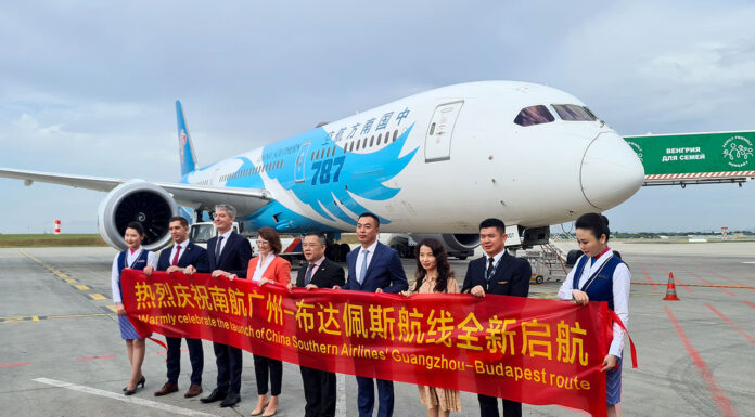 Megérkezett Kantonból Budapestre a China Southern első járata