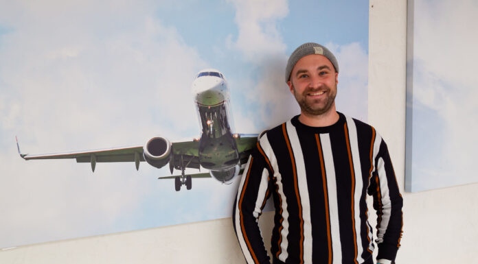 Aki a jogi pálya helyett a légiforgalmi irányítást választotta