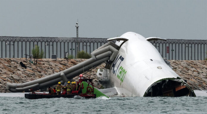 Balesetet szenvedett egy Boeing 747-es áruszállító Hongkongban