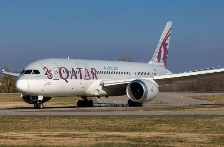 Hirtelen lecserélték a Qatar Airways vezérét