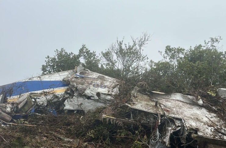 Hegynek ütközött egy utasszállító Kolumbiában