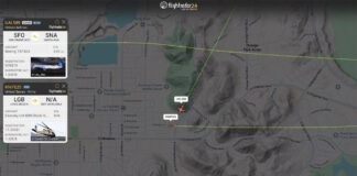 Katonai helikopter keresztezte egy leszálló United 737-es útját az USA-ban