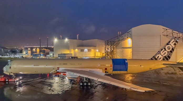 Megkezdte az A350F fő raktérajtajának beszerelését az Airbus