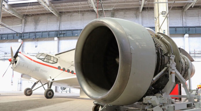 Egy Rolls-Royce hajtóművet adományozott a Közlekedési Múzeumnak az Aeroplex