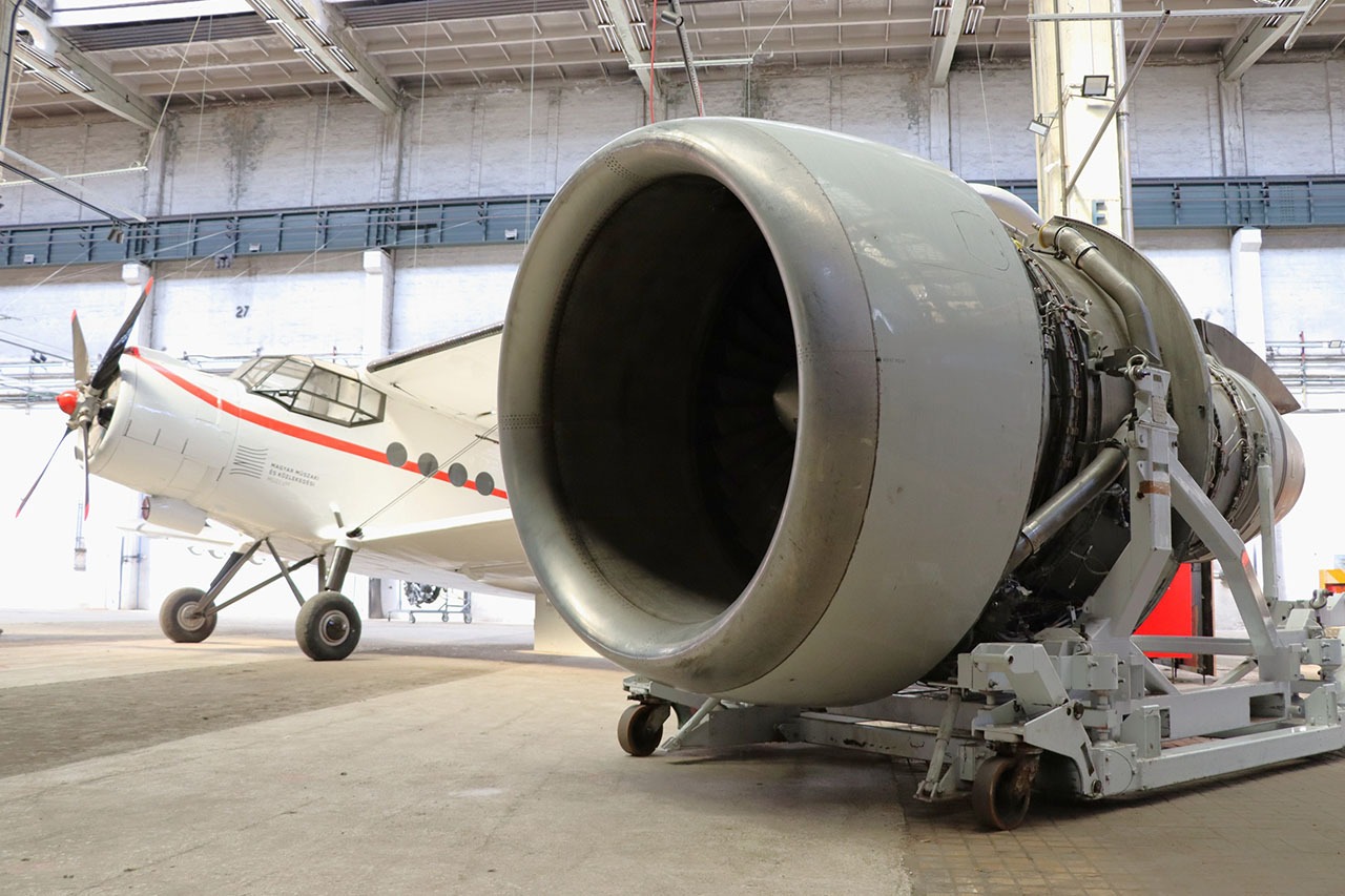 Egy Rolls-Royce hajtóművet adományozott a Közlekedési Múzeumnak az Aeroplex