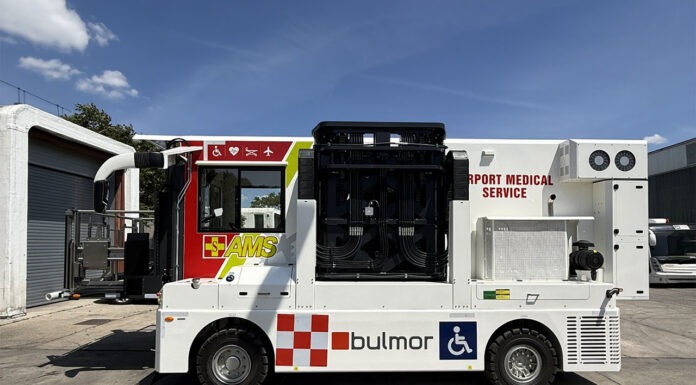 Modern ambulift segíti az akadálymentes utaskiszolgálást Ferihegyen