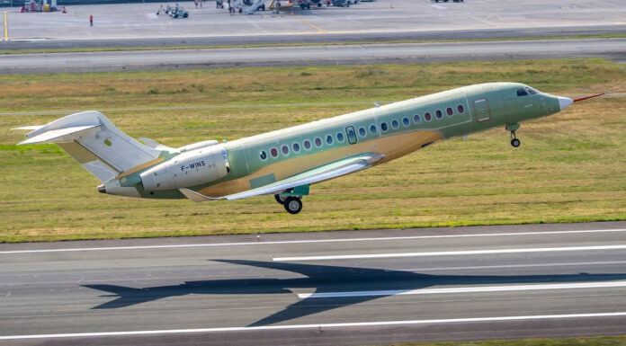 Teljesítette első repülését a Dassault Falcon 10X
